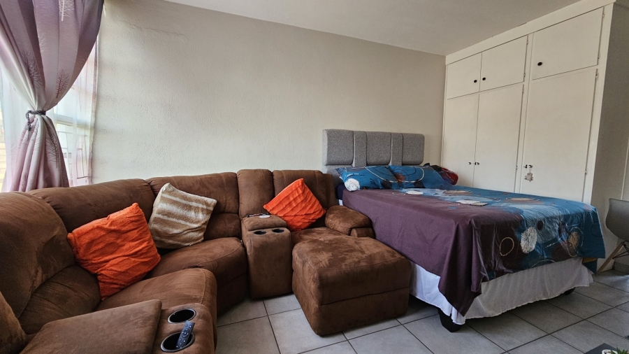 1 Bedroom Property for Sale in Sasolburg Ext 3 Free State
